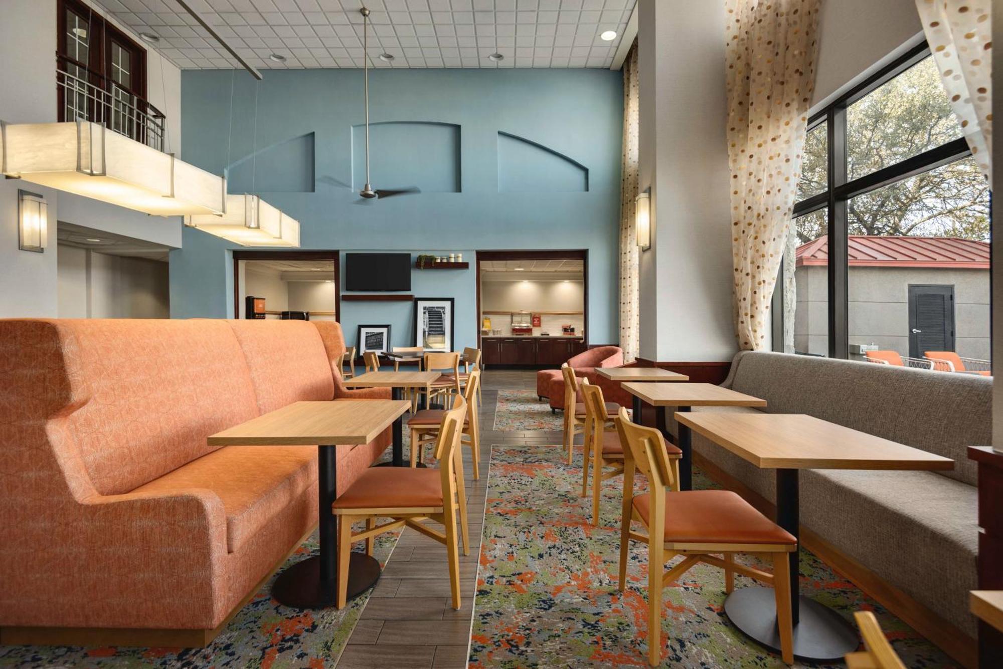 Hampton Inn & Suites San Marcos Bagian luar foto