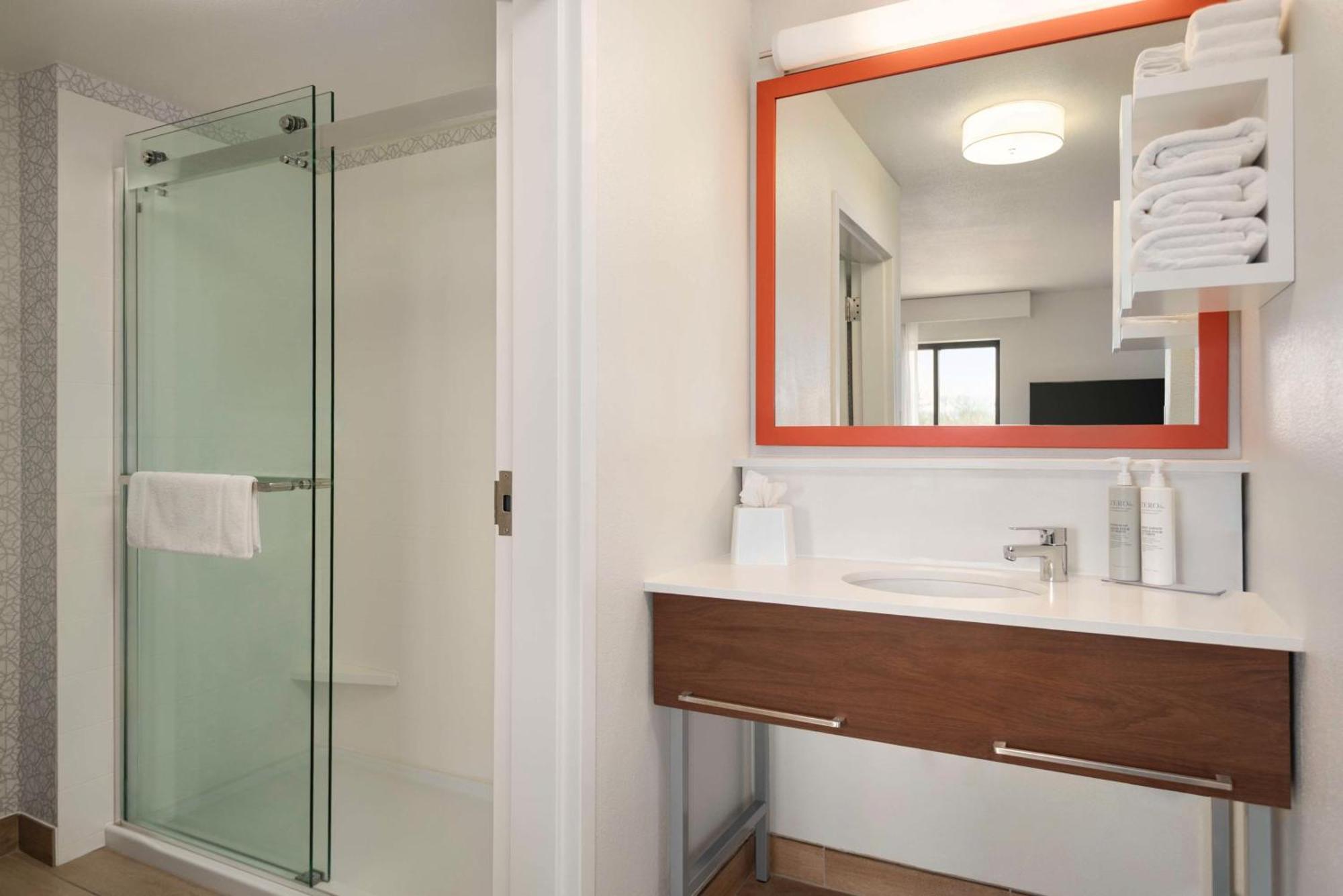 Hampton Inn & Suites San Marcos Bagian luar foto