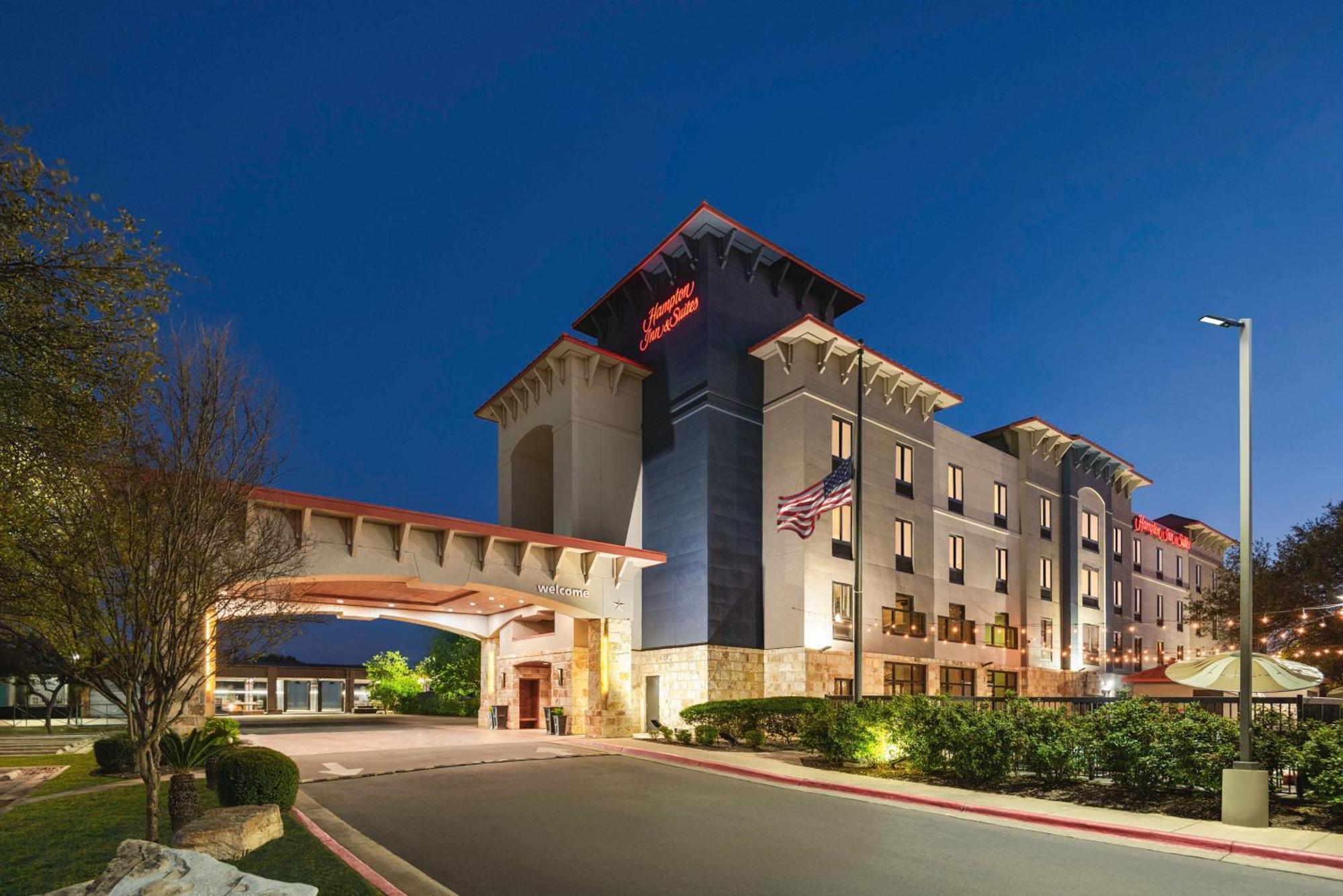Hampton Inn & Suites San Marcos Bagian luar foto